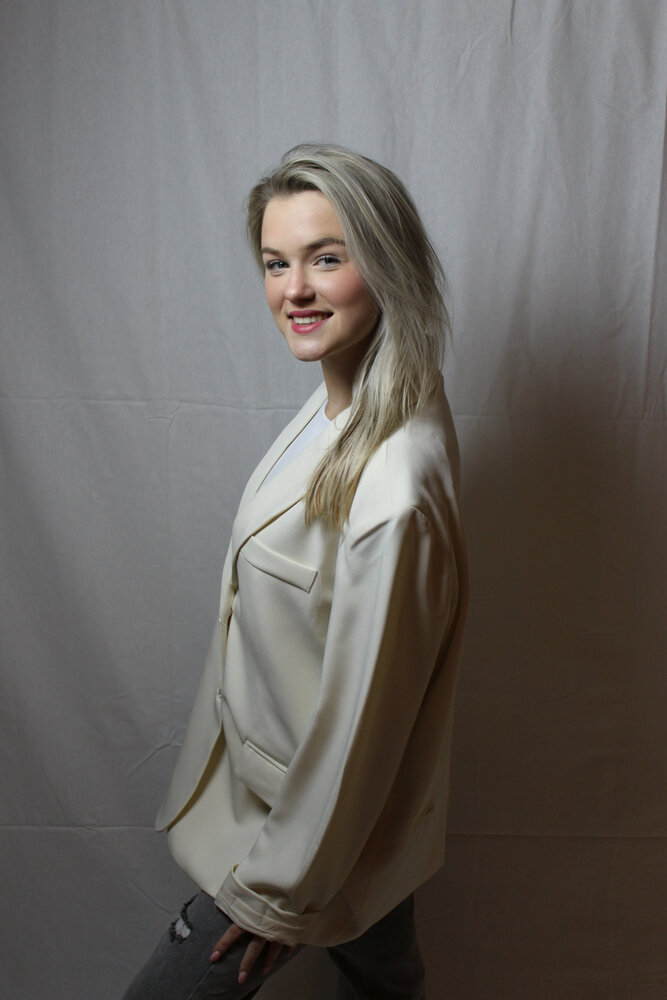 Oversized wrap blazer off-white