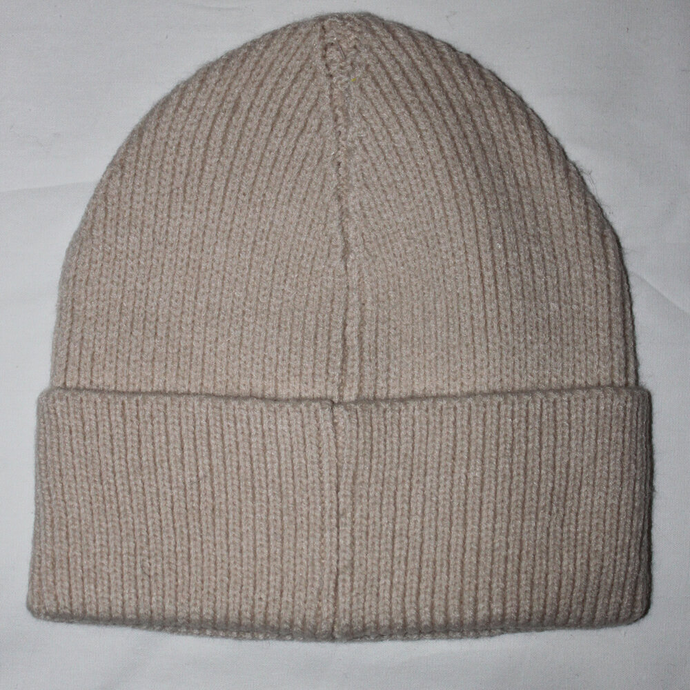 Beige hat bows
