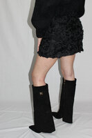 Black roses skirt