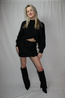 Black roses skirt