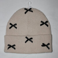 Beige hat bows