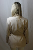 Beige blazer tied