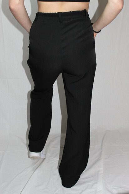Black flaired pantalon