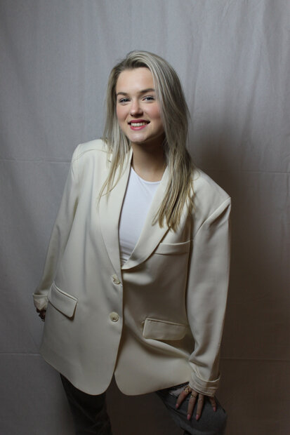 Oversized wrap blazer off-white
