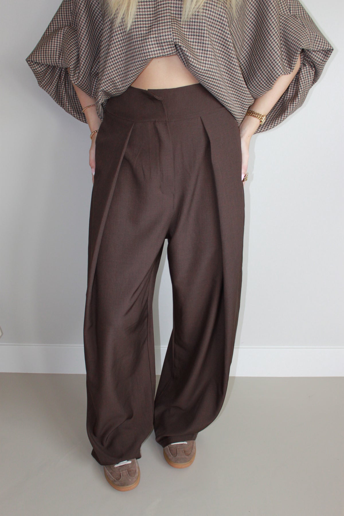 Brown straight leg pantalon